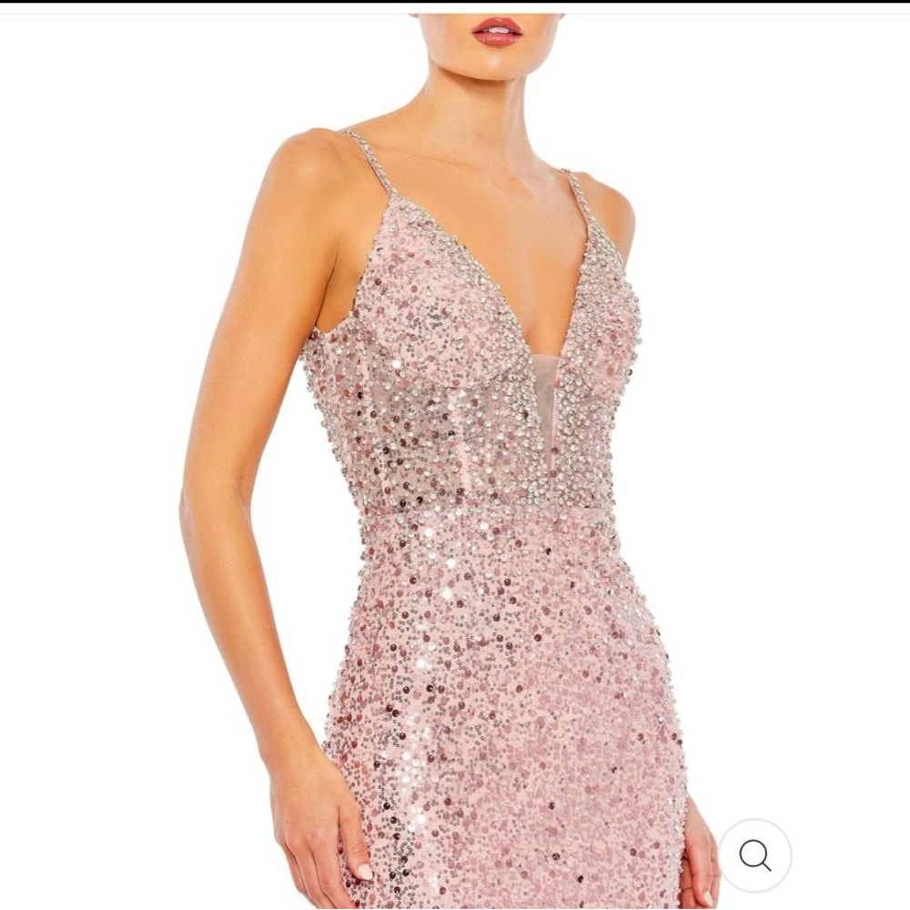 Elegant Pink Beaded Evening Gown - Picture 6 of 8
